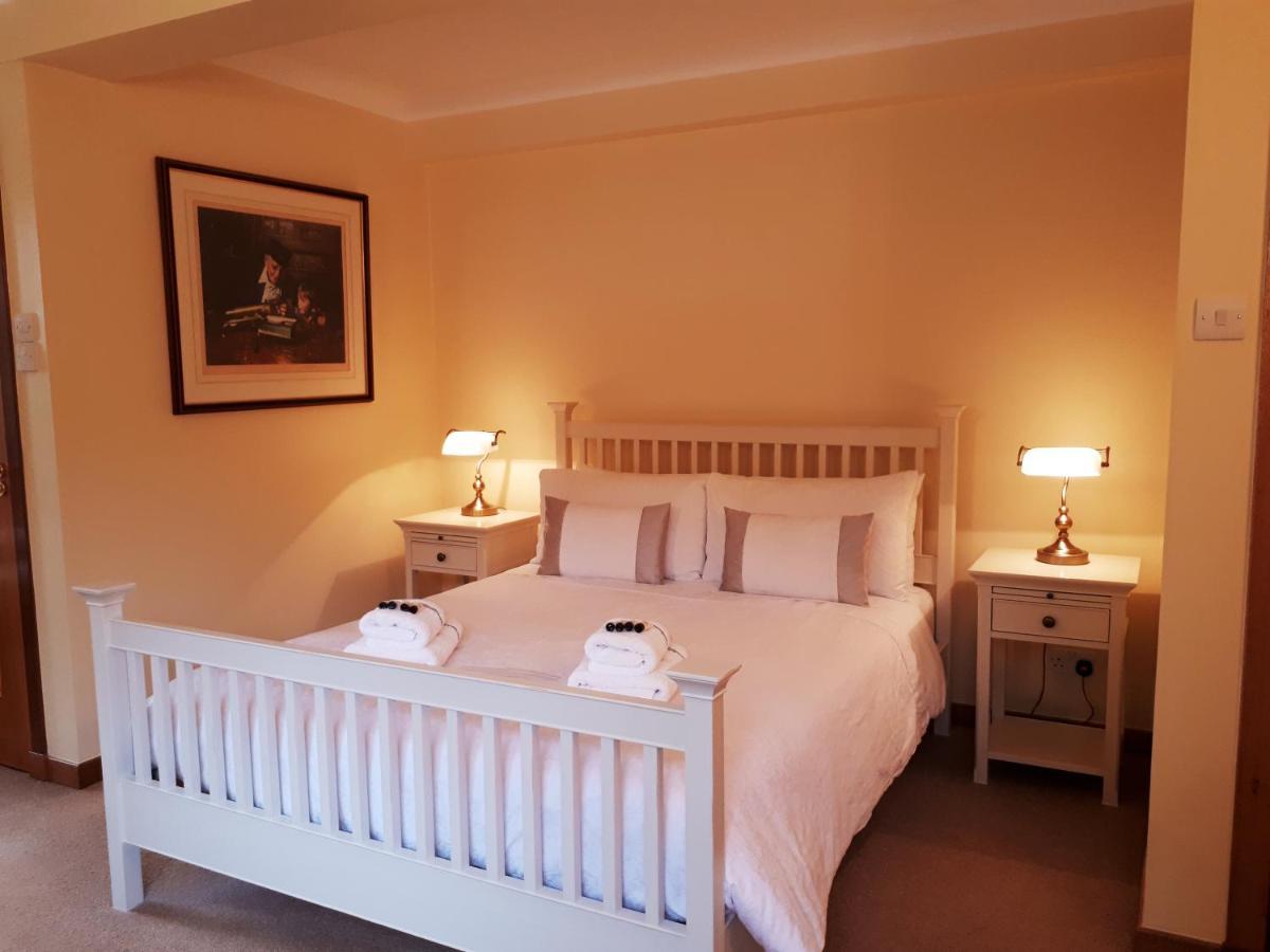 Bed and breakfast High March 3*